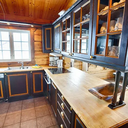Charming Timber For Gathering & Celebrations Chalet